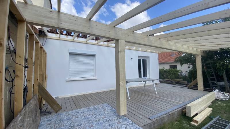 PERGOLA SUR MESURE EN BOIS 