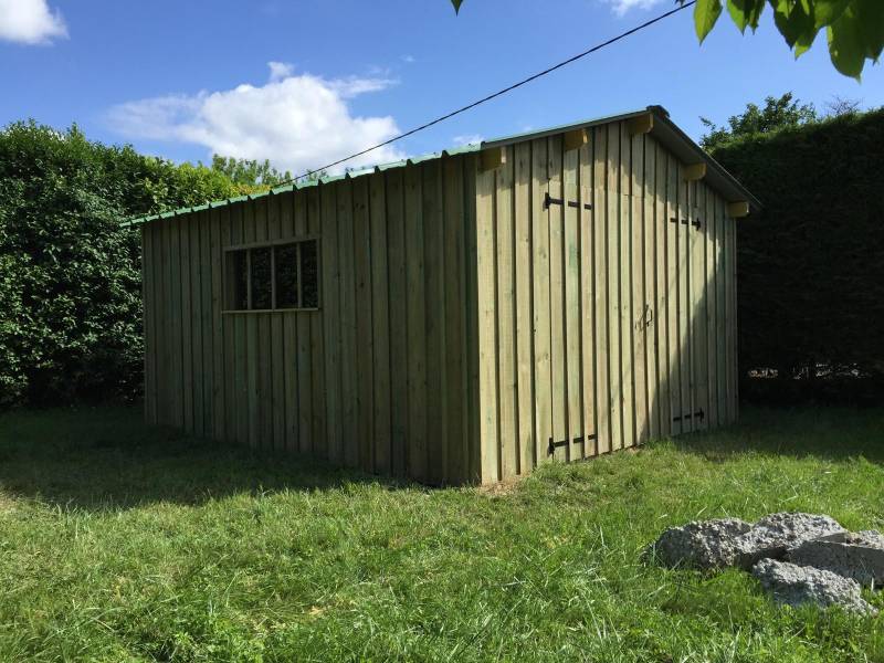 Abri de jardin volige couvre joint