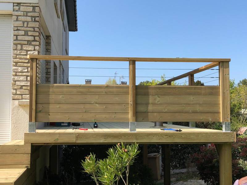 Garde corps et terrasse bois sur mesure prés de Biganos 33