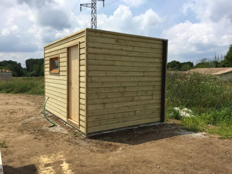 Création d'un abri de jardin toiture plate à Saint Medard en Jalles