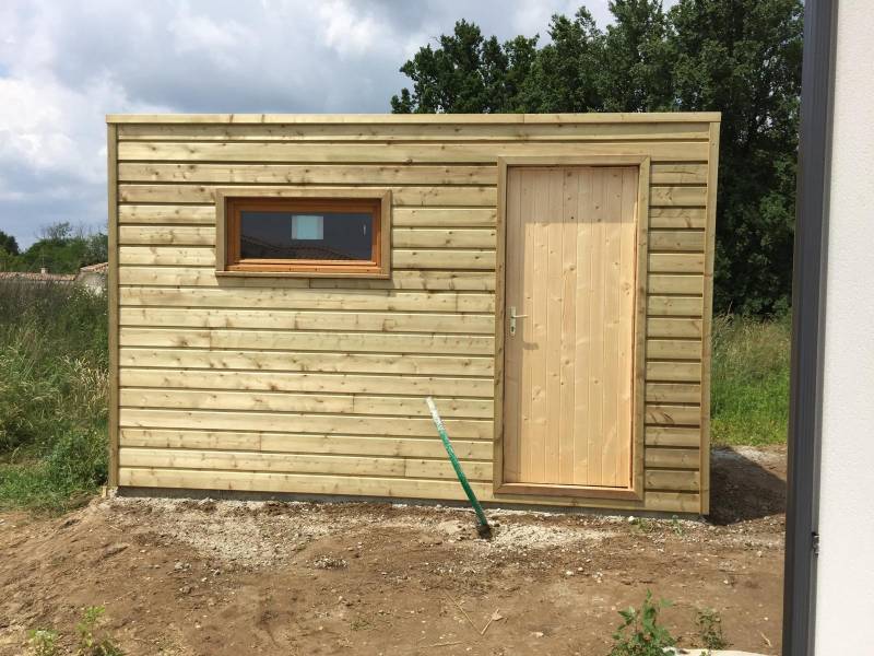 Création d'un abri de jardin toiture plate à Saint Medard en Jalles