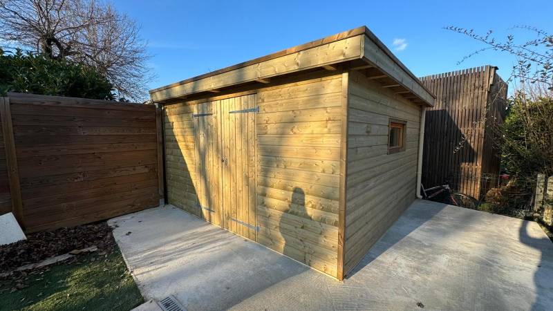 Création d'un abri de jardin sur mesure toiture plate sur la commune du Taillant-Médoc