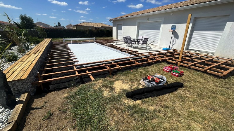 création d une bois exotique itauba sur la commune de saint Pierre de mons proche de Langon